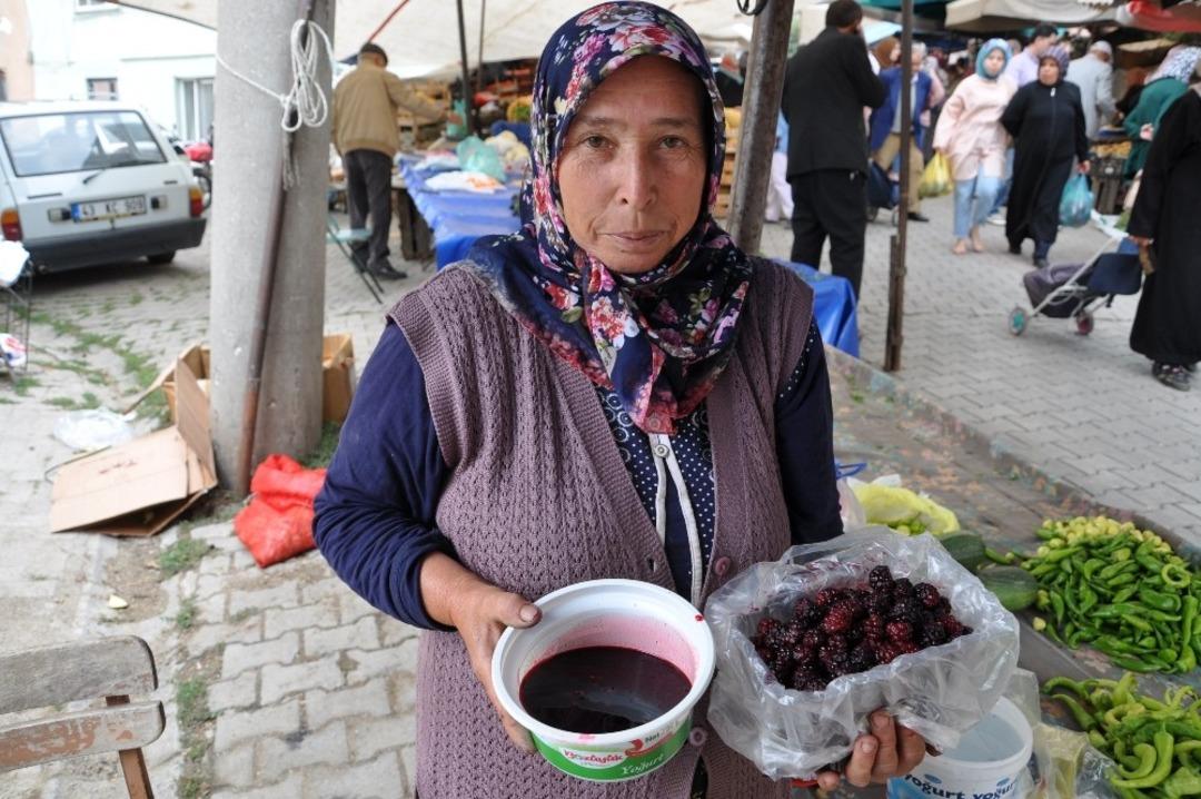 Karadutun kilosu 15 lira