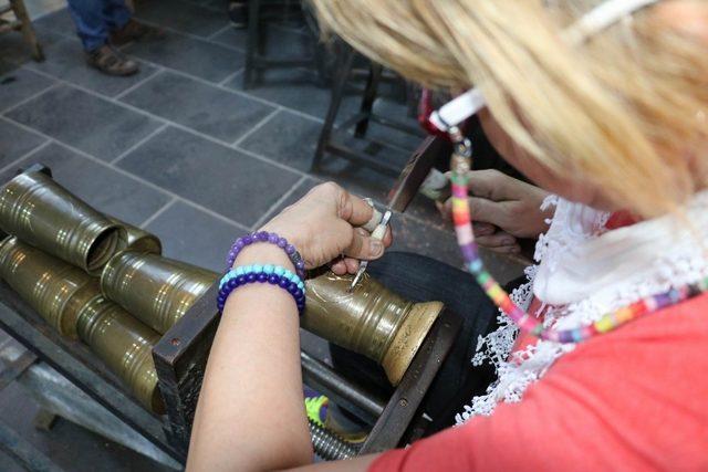 Bakır ve sedefe kadın eli değdi 2