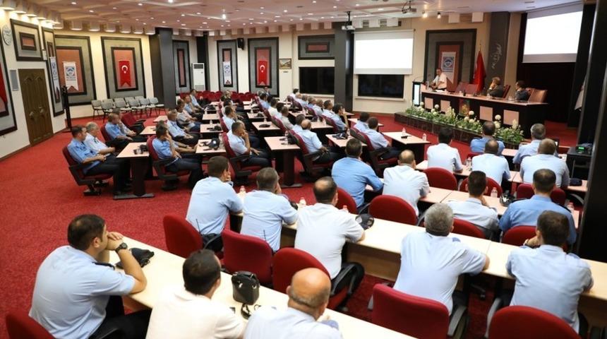 Melikgazi&rsquo;de zabıta personeline hizmet i&ccedil;i eğitim semineri verildi