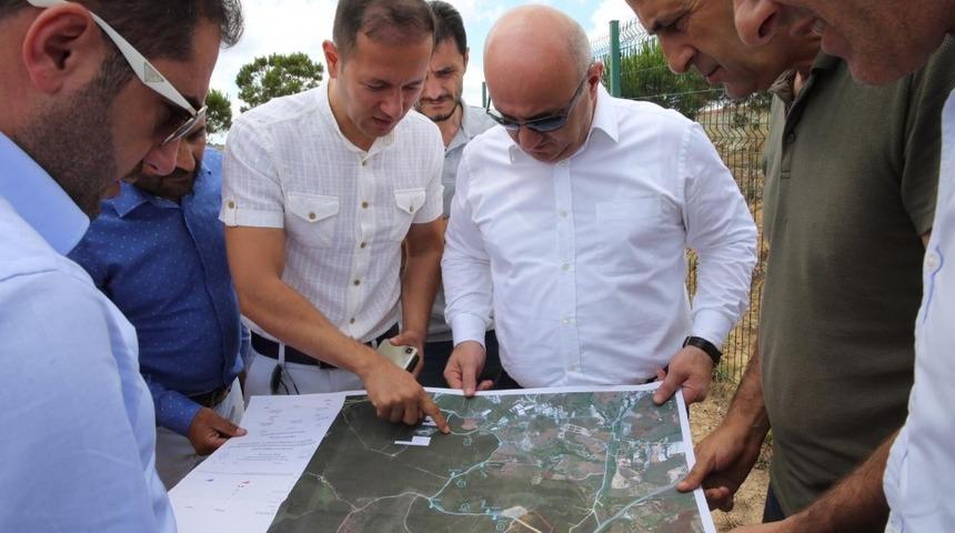 Başkan Bıyık&rsquo;tan yeni mezarlık hizmet binasında inceleme