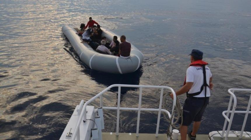Kuşadası Körfezi’nde 9 kaçak göçmen yakalandı
