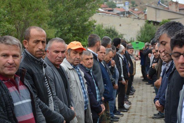 Başkan Süleyman Şen son yolculuğuna uğurlandı