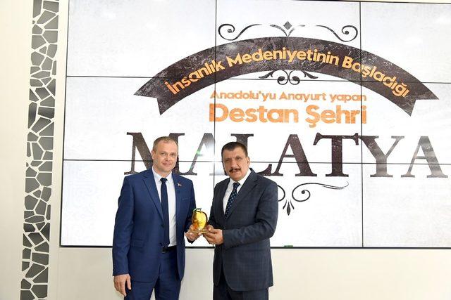 Başkan Gürkan, Belarus heyetini kabul etti