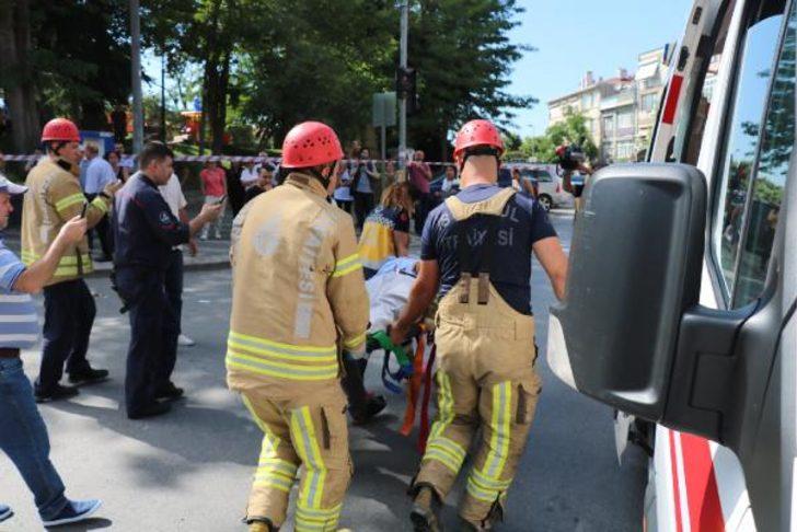 Son dakika: İstanbul'da büyük panik! Taş yüklü kamyon devrildi, facianın kıyısından dönüldü G1