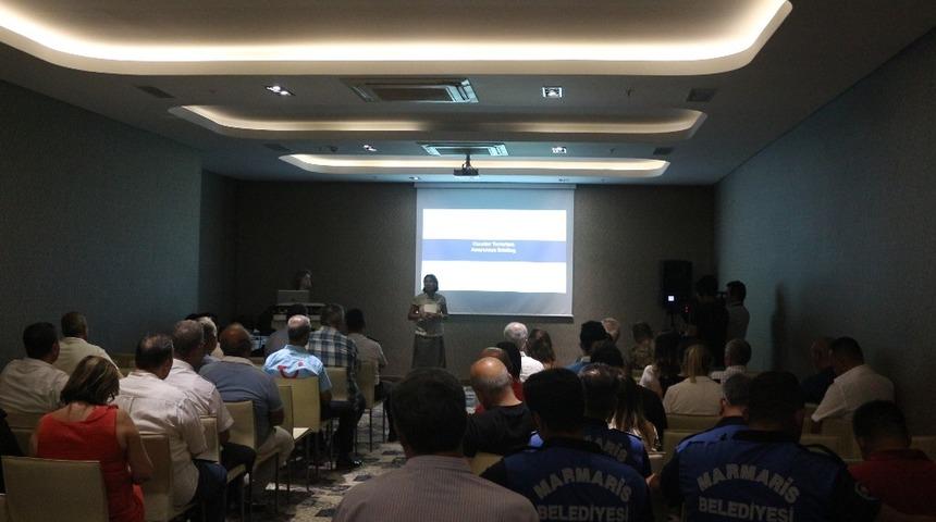 Marmaris&rsquo;te &rsquo;Ter&ouml;rle  M&uuml;cadele Farkındalık&rsquo; toplantısı yapıldı