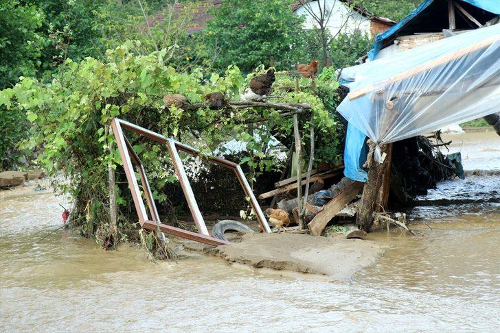 İçişleri Bakanı Soylu'dan Düzce açıklaması: 4'ü çocuk 7 kişi kayıp G2