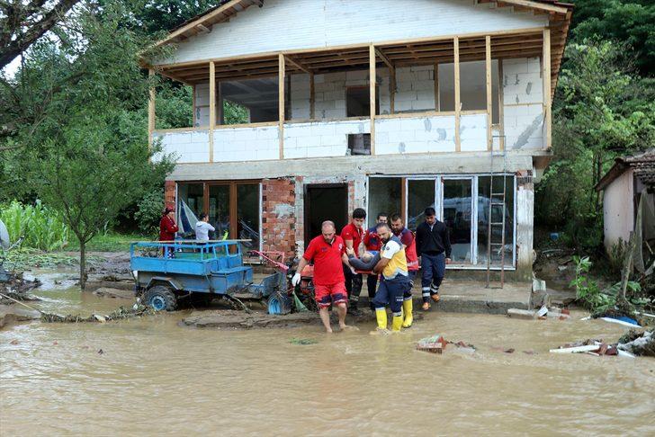 İçişleri Bakanı Soylu'dan Düzce açıklaması: 4'ü çocuk 7 kişi kayıp G4