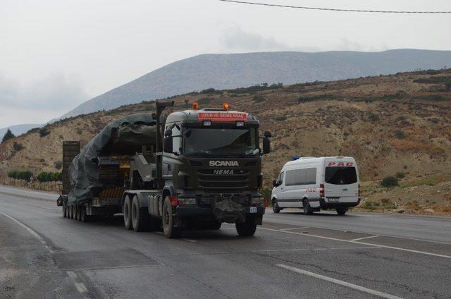 Suriye sınırına tank takviyesi
