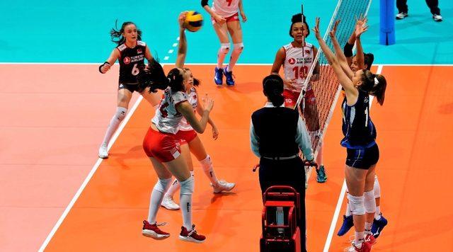 U16 Avrupa Voleybol Şampiyonası’nda Türkiye yarı finalde