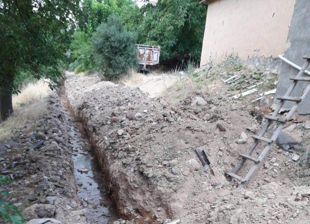 Ak&ccedil;adağ&rsquo;da kanalizasyon tepkisi 2