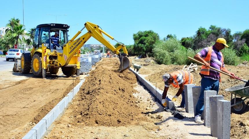Manavgat&rsquo;ta kaldırım &ccedil;alışmaları