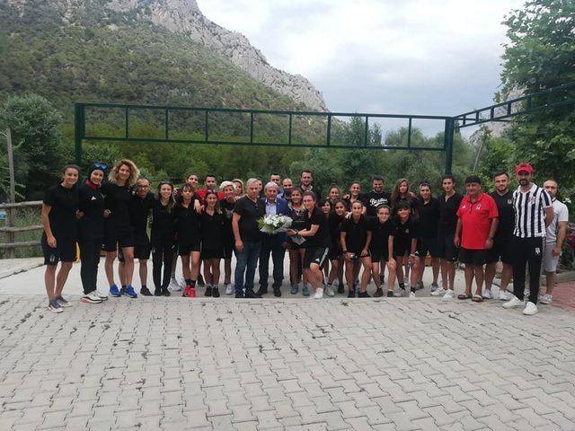 Beşiktaş Kadın Futbol Takımı Osmaneli’nde