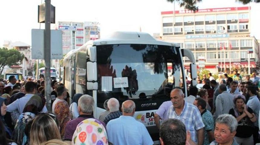 Aydın&rsquo;dan ilk hac kafilesi uğurlandı