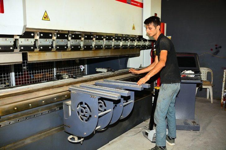 Ekmekler değerleniyor, hayvanlar doyuruluyor G4