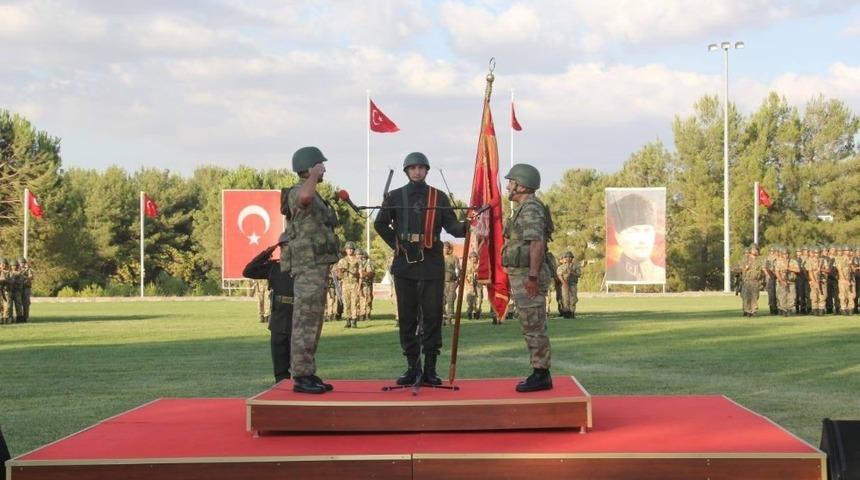 1’inci Hudut Alay Komutanlığında sancak ve görev teslim töreni