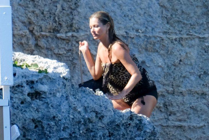 Kate Moss bikinili görüntü vermemek için çok uğraştı G3