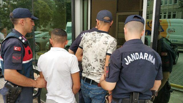 Dorselerden soğutucu kart hırsızlığına 2 gözaltı