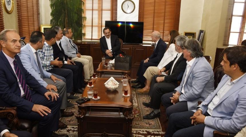 Demir: &ldquo;Samsunspor&rsquo;a desteğimiz s&uuml;recek&rdquo;