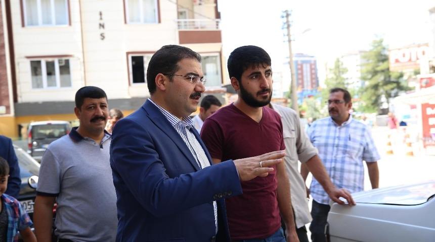 Canpolat vatandaşların sorunlarını dinledi