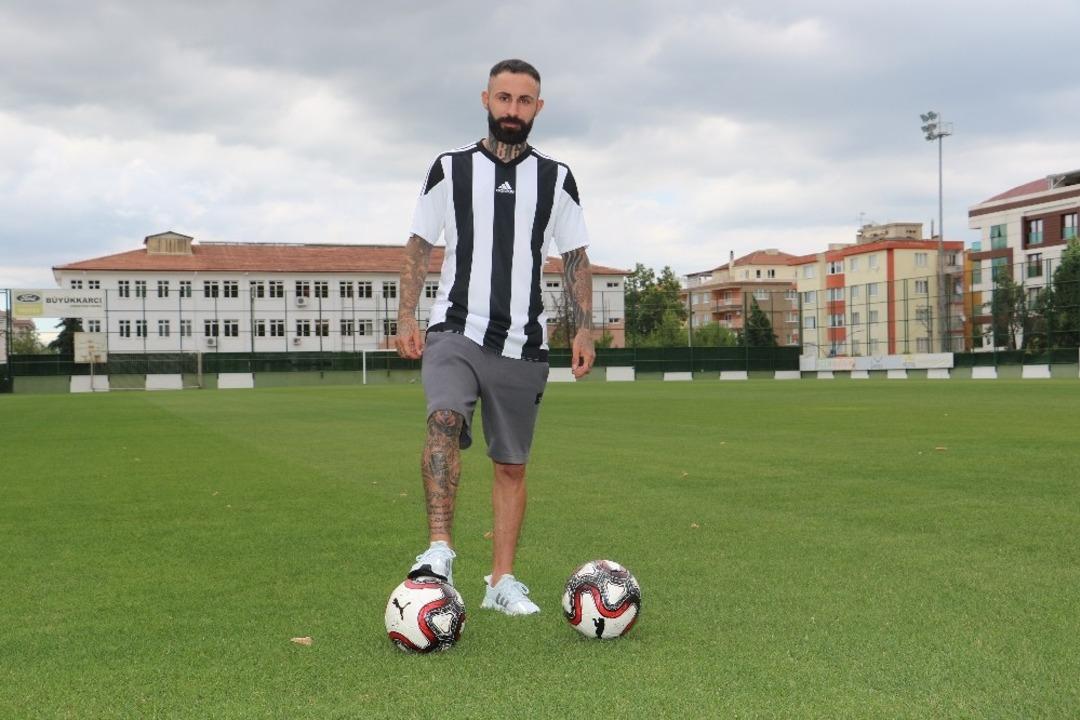 Dilaver G&uuml;&ccedil;l&uuml; Manisa B&uuml;y&uuml;kşehir Belediyespor&rsquo;da