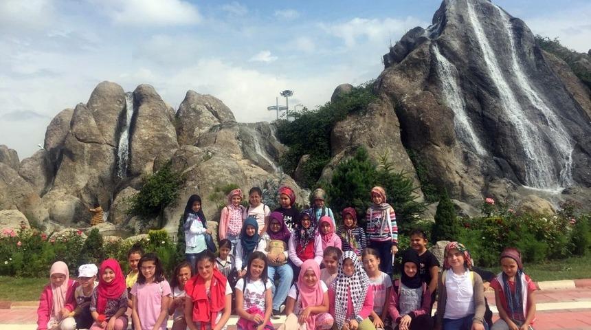 Öğrenciler Masal Parkı ve Akarçay’ı gezdi