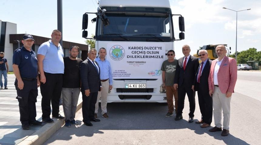 Hendek&rsquo;ten afetzedelere yardım