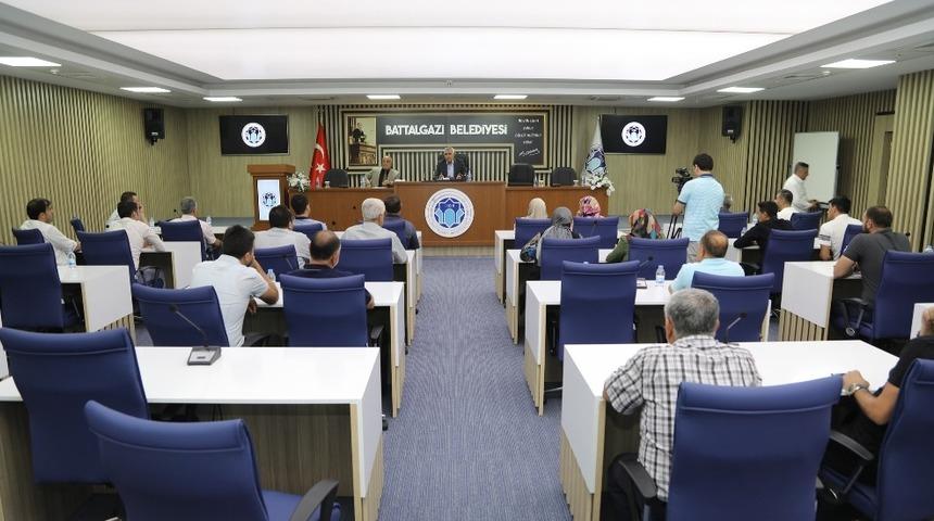 Battalgazi Belediyespor&rsquo;da yeni y&ouml;netim ilk toplantısını ger&ccedil;ekleştirdi