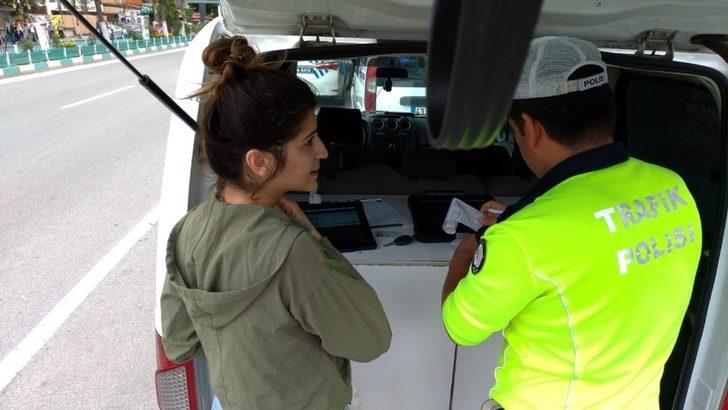 Kırmızı ışıkta geçen yayalara ceza G2