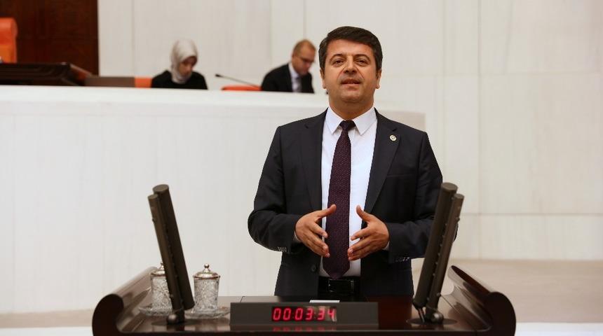 Milletvekili Tutdere mermer sekt&ouml;r&uuml;n&uuml;n k&uuml;&ccedil;&uuml;ld&uuml;ğ&uuml;n&uuml; s&ouml;yledi