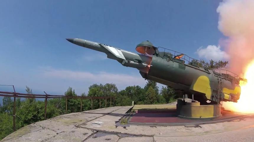 Rusya'dan Karadeniz'de füzeli tatbikat