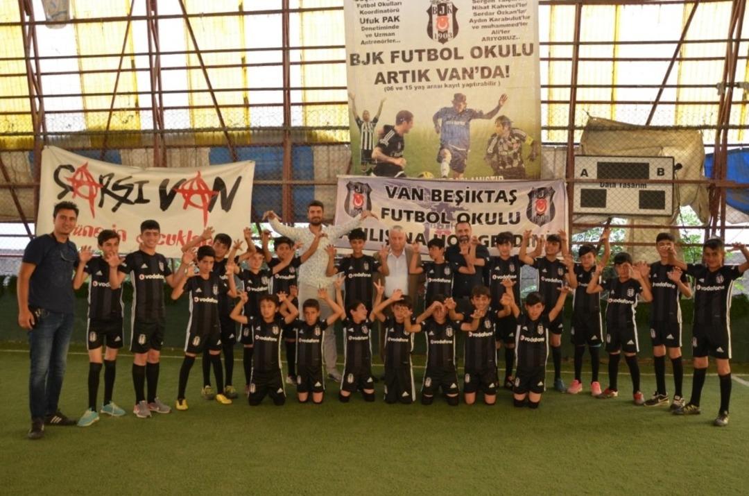 40 k&uuml;&ccedil;&uuml;k sporcuya forma s&uuml;rprizi