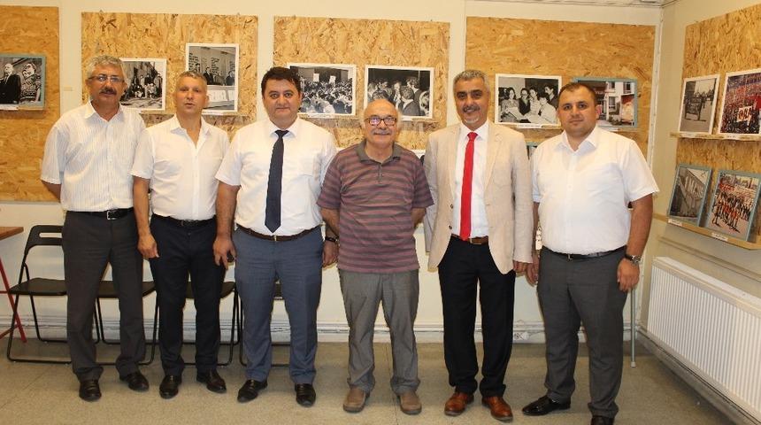 GMİS, Aky&uuml;rek&rsquo;in &ldquo;70&rsquo;li Yıllar-Bir Kesit&rdquo; isimli sergisini ziyaret etti