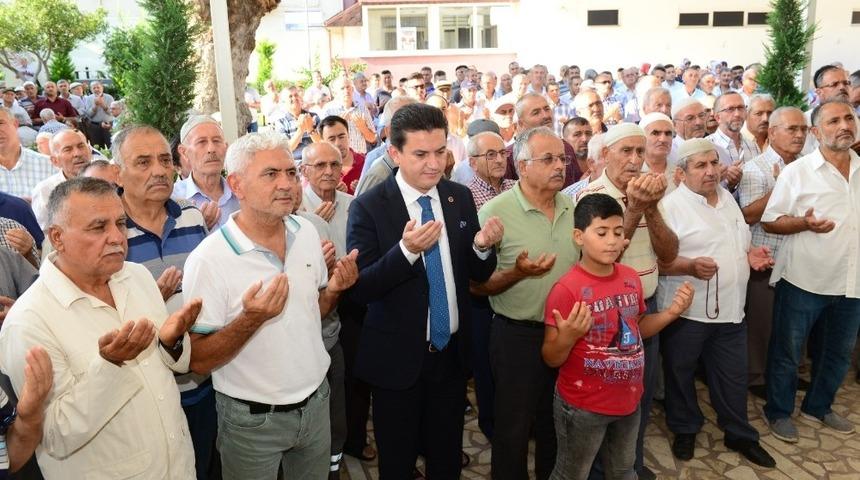 Kumlucalı Hacı adayları dualarla uğurlandı