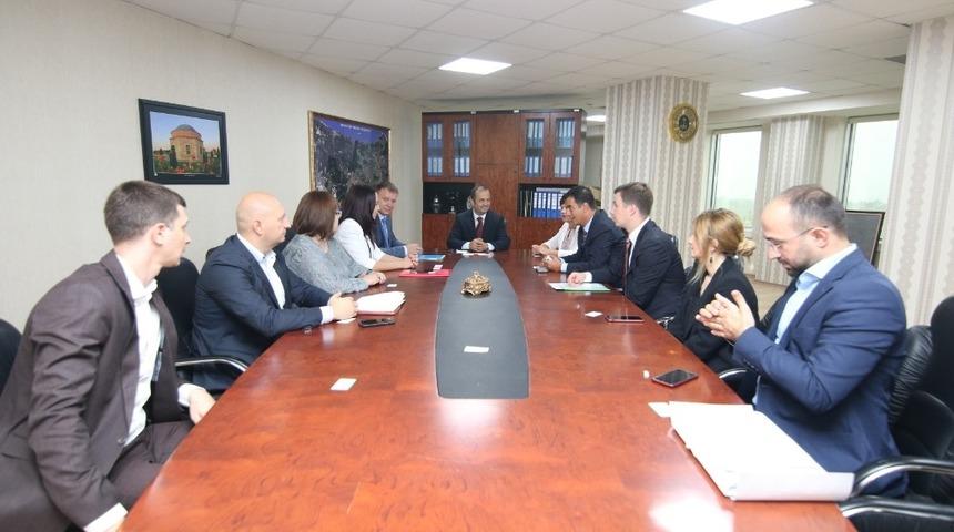 Yatırım araştırması i&ccedil;in gelen Krasnador heyeti B&uuml;y&uuml;kşehir&rsquo;i ziyaret etti