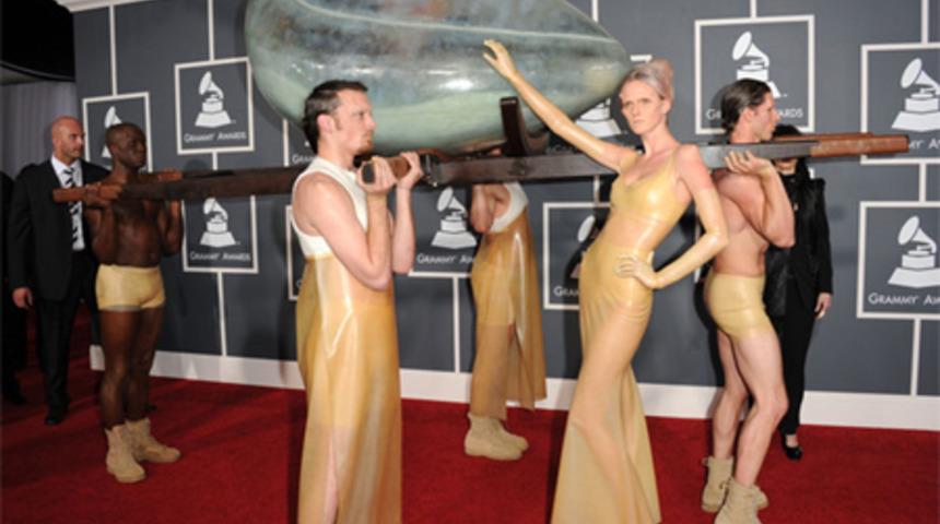 S&uuml;rpriz Yumurta