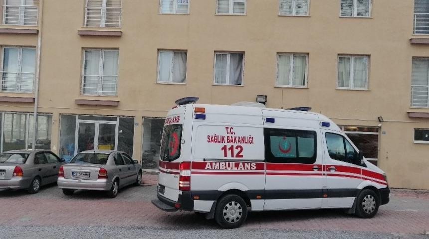 Rezidansta ş&uuml;pheli &ouml;l&uuml;m