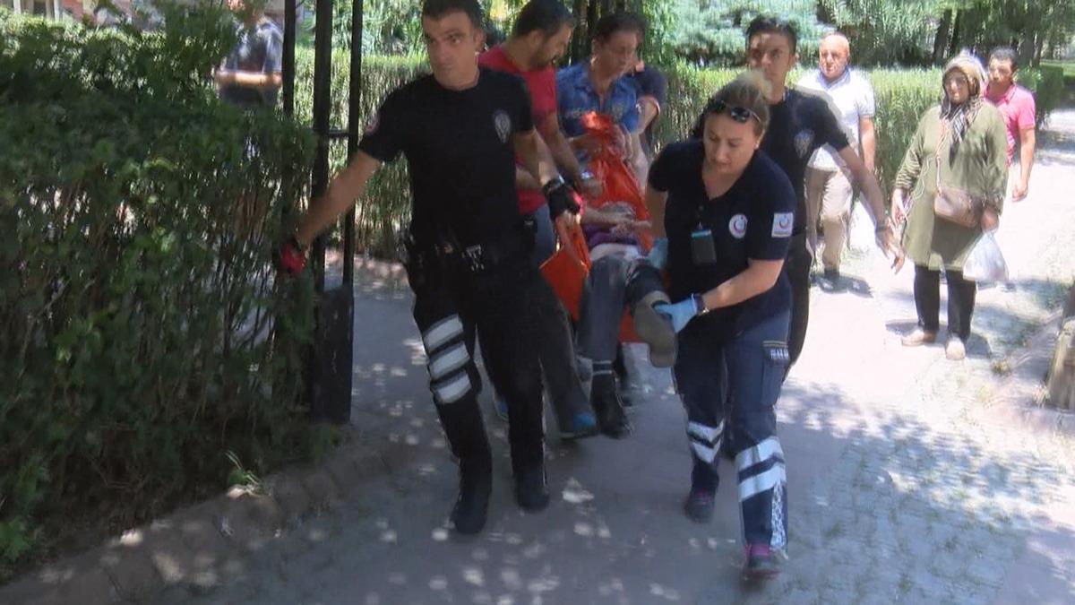 Beylikd&uuml;z&uuml;'nde 14 katlı binada dehşet! &Ouml;l&uuml; ve yaralılar var