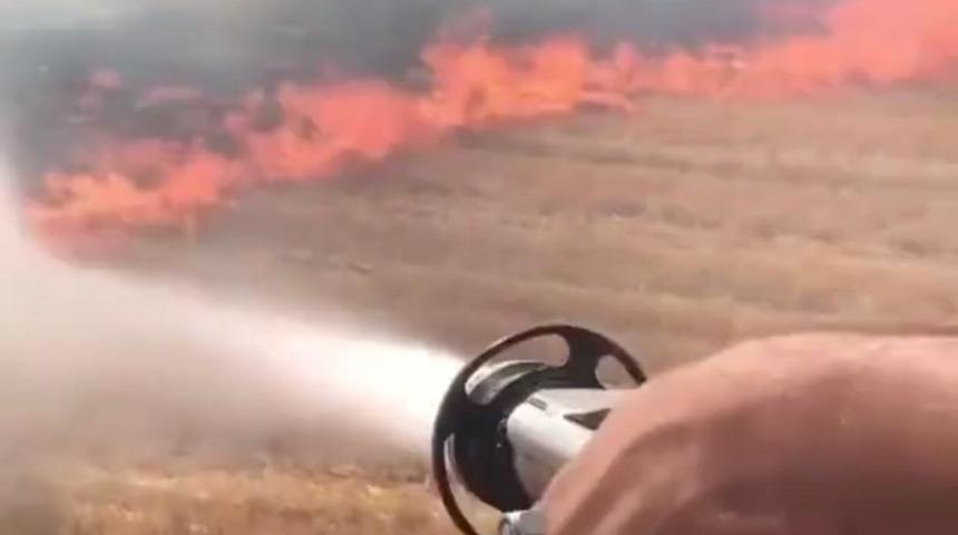 Anız yangını korkuttu