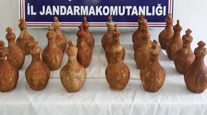 Uşak'ta ele geçirildi! En az 1000 yıllık ve halen dolu!