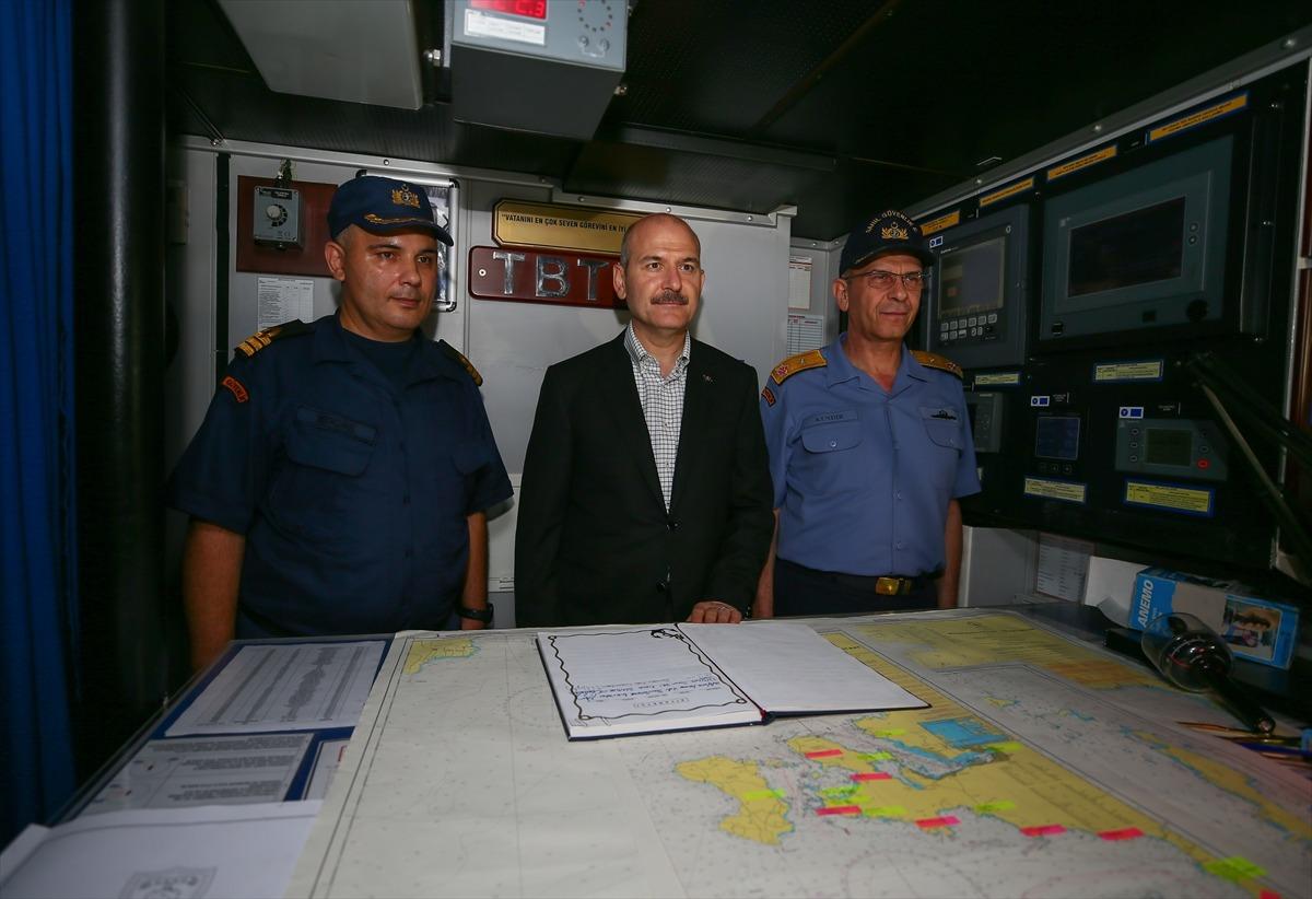 İ&ccedil;işleri Bakanı Soylu'dan Ege Denizi'nde gece seyri