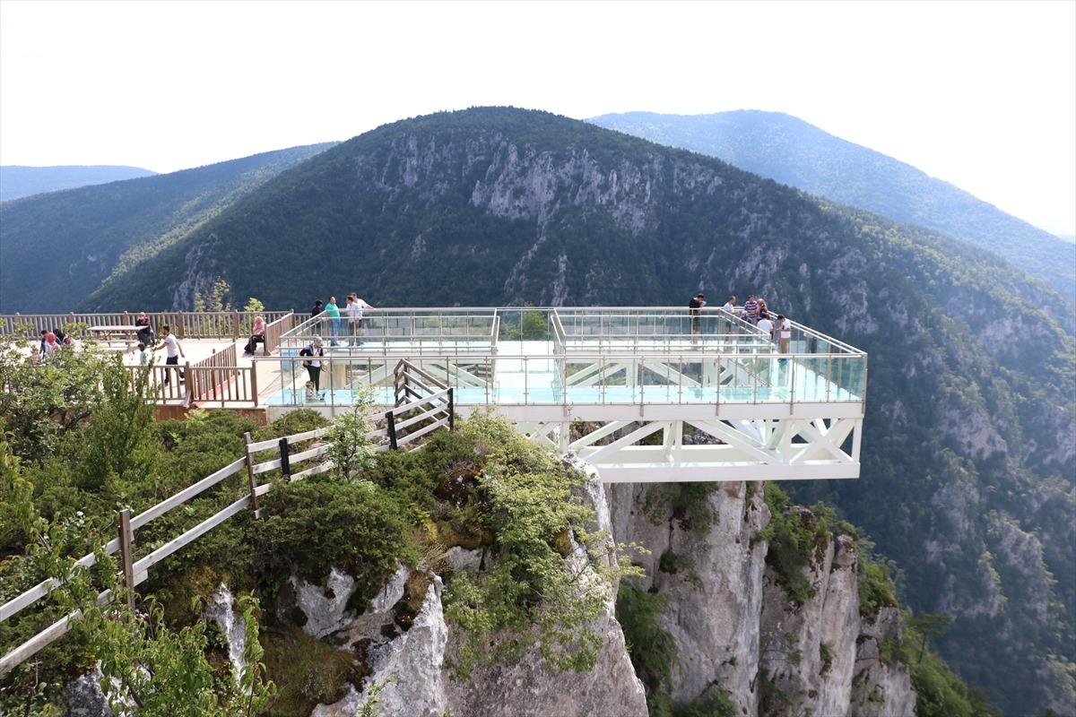 D&uuml;nyanın en b&uuml;y&uuml;k 4. kanyonu: &Ccedil;atak Kanyonu