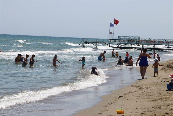 Tekirdağ'da turistler mavi bayraklı plajlara akın etti G2