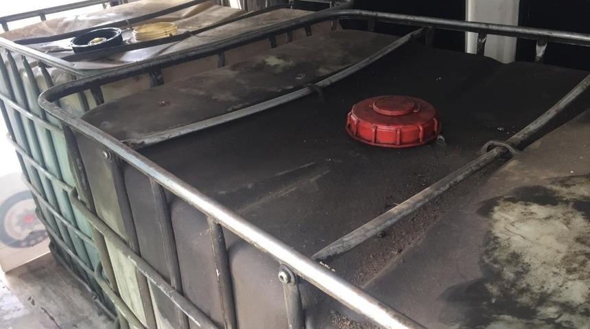 Adana&rsquo;da 2 bin litre ka&ccedil;ak akaryakıt ele ge&ccedil;irildi