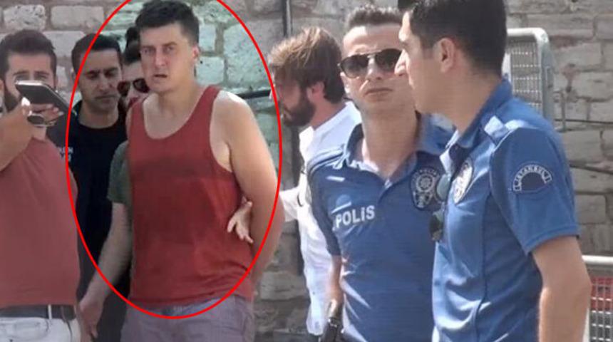 Taksim Meydanı'nda 'psikolojisi bozuk turist' paniği