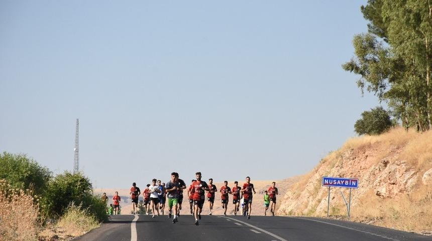 Nusaybin Belediyesi gen&ccedil;lik koşusu d&uuml;zenledi