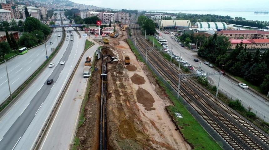 Kuru&ccedil;eşme tramvay hattında yeni menfezin inşasına başlandı