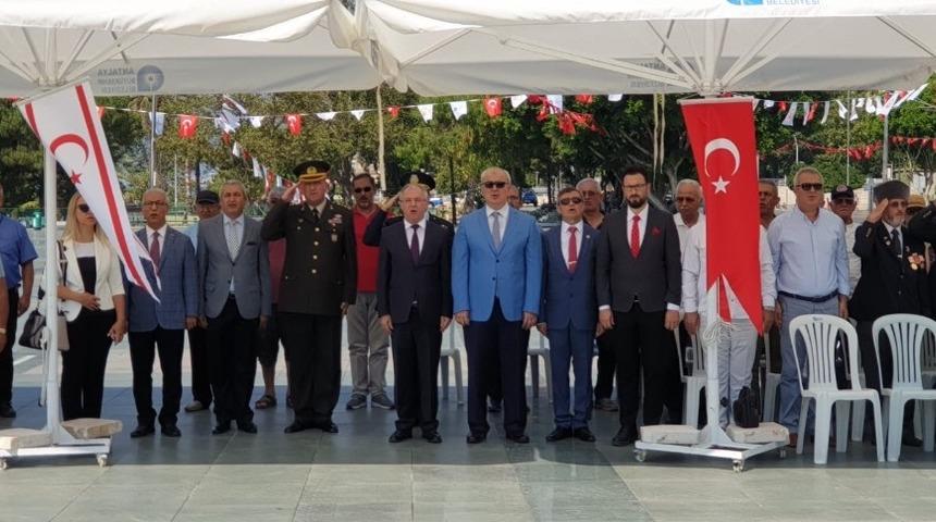 Antalya&rsquo;da, KKTC&rsquo;nin Barış ve &Ouml;zg&uuml;rl&uuml;k Bayramı kutlandı
