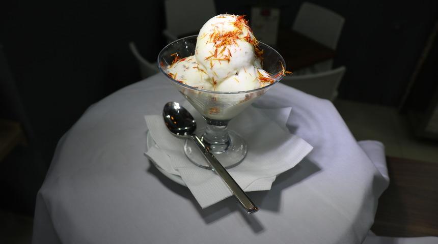 Bu dondurmanın bir topu 100 lira