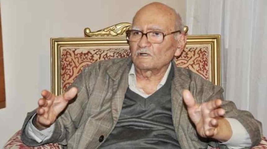 Eski Devlet Bakanı Süleyman Arif Emre hayatını kaybetti (Süleyman Arif Emre kimdir?)