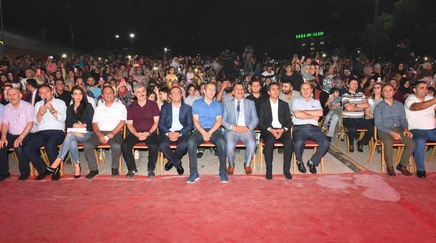 Yusuf G&uuml;ney Malatyalıları coşturdu